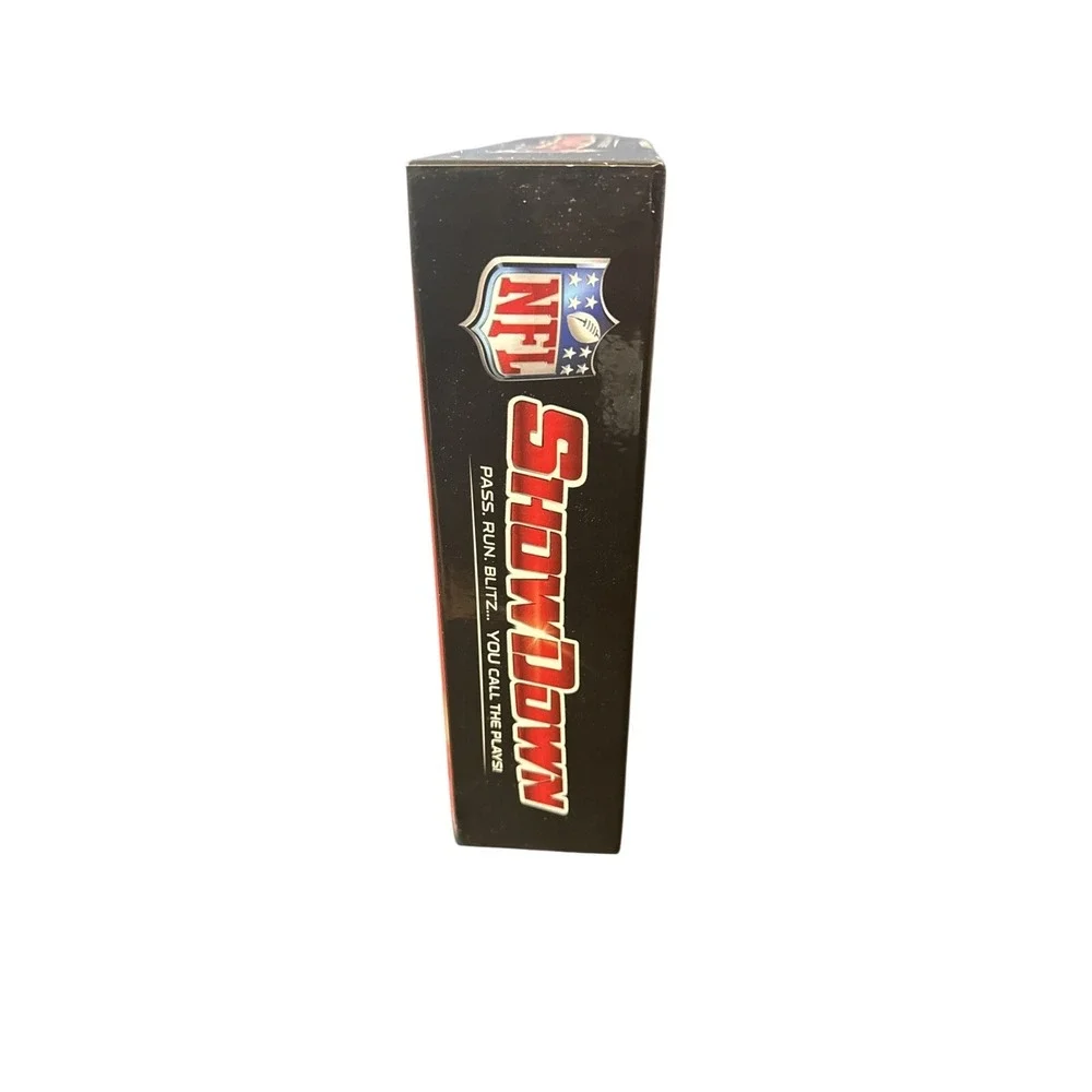 Buffalo Games NFL Showdown Board game officially licensed 100%‎ Complete